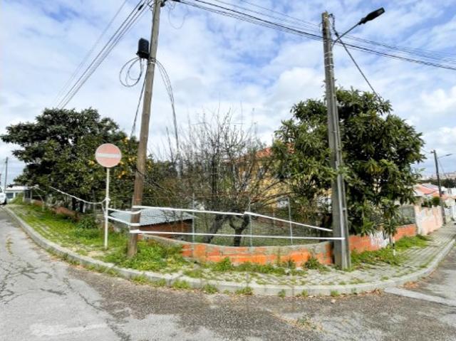 Garagem venda em Seixal, Amora