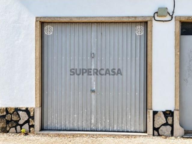 Garagem venda em Vila Verde, Terrugem