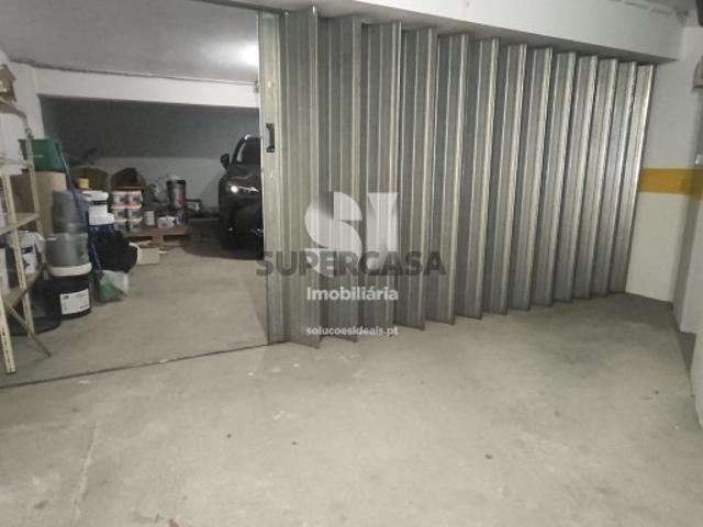 Garagem venda em Vila Real