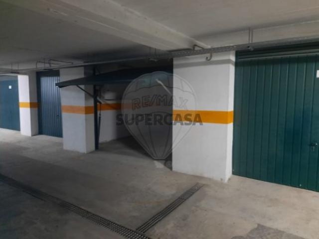 Garagem venda em Vila Real De Santo António, Faro