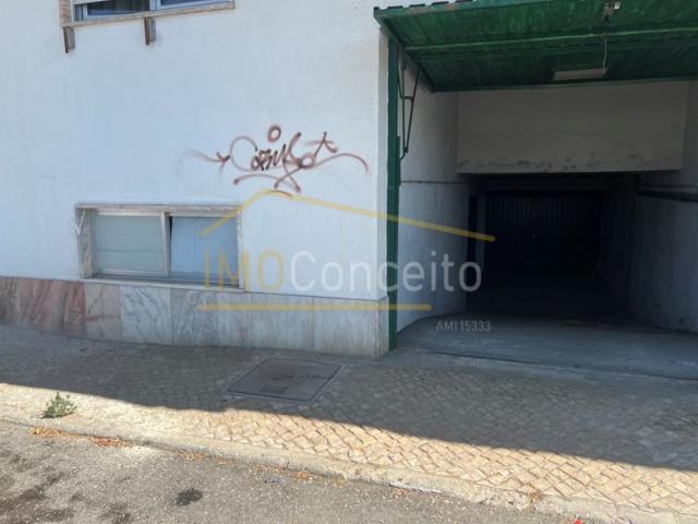 Garagem venda em Entroncamento, Nossa Senhora De Fátima