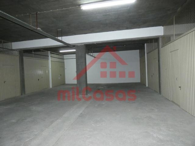 Garagem alugar em A dos Cunhados, Torres Vedras