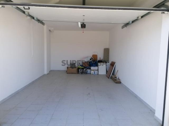 Garagem venda em Sesimbra, Setúbal