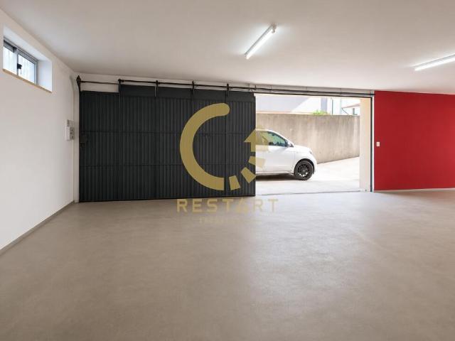 Garagem venda em Valongo, Ermesinde