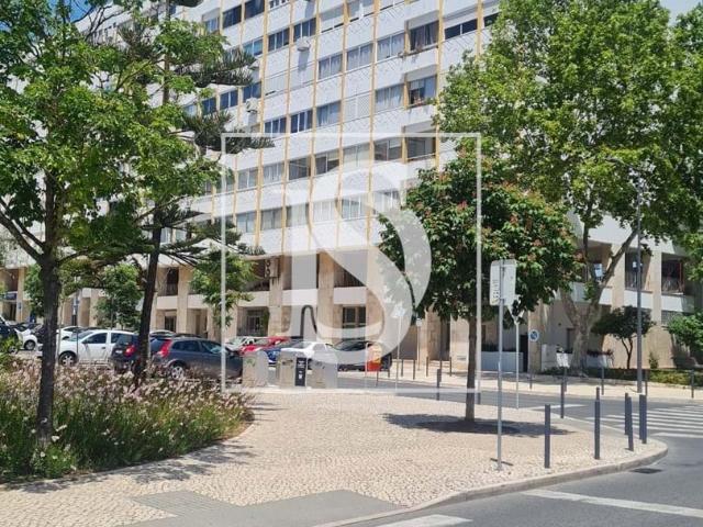 Garagem venda em Lisboa