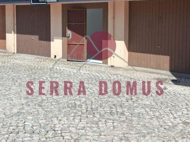 Garagem alugar em Sintra, Lisboa