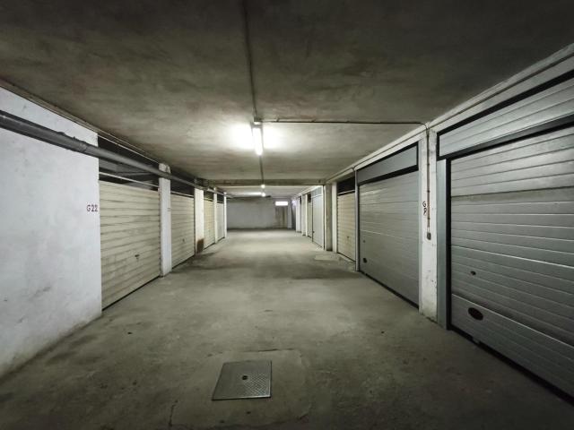 Garagem venda em Nova Sintra, A Ver-o-mar