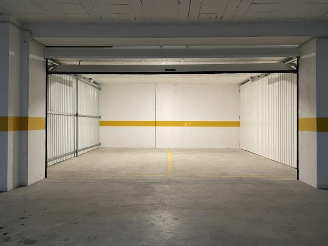 Garagem alugar em Vilar de Andorinho, Vila Nova De Gaia