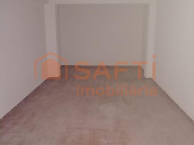 Garagem venda em Faro