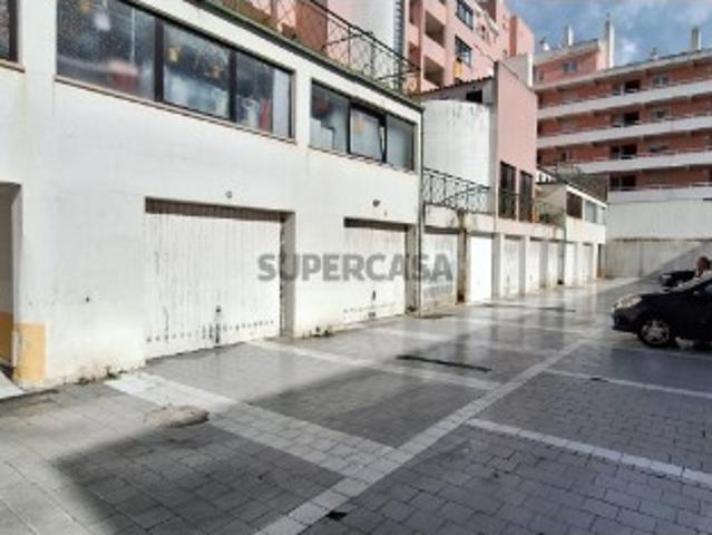 Garagem venda em Caldas Da Rainha, Leiria