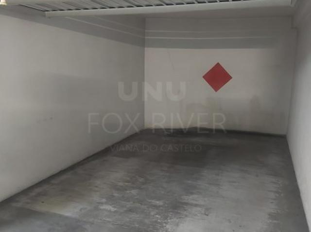 Garagem venda em Viana Do Castelo