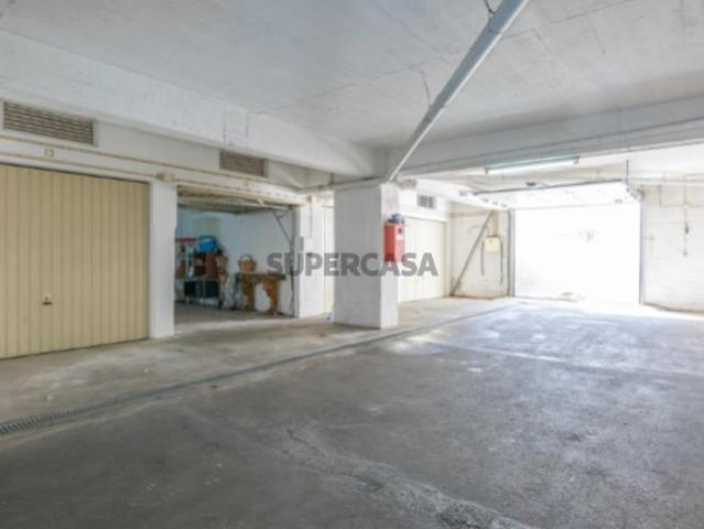 Garagem venda em Setúbal, Bonfim