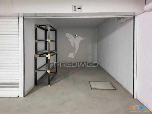 Garagem venda em Évora