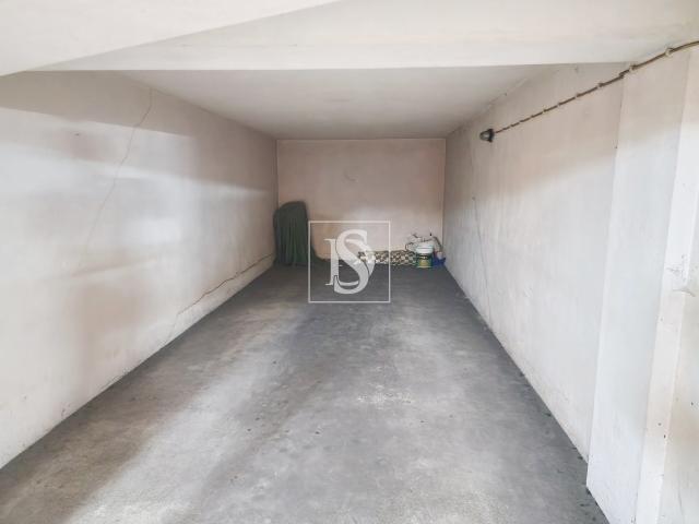Garagem venda em Póvoa De Varzim, Porto
