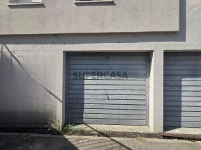 Garagem venda em Bairro da Balsa, Viseu