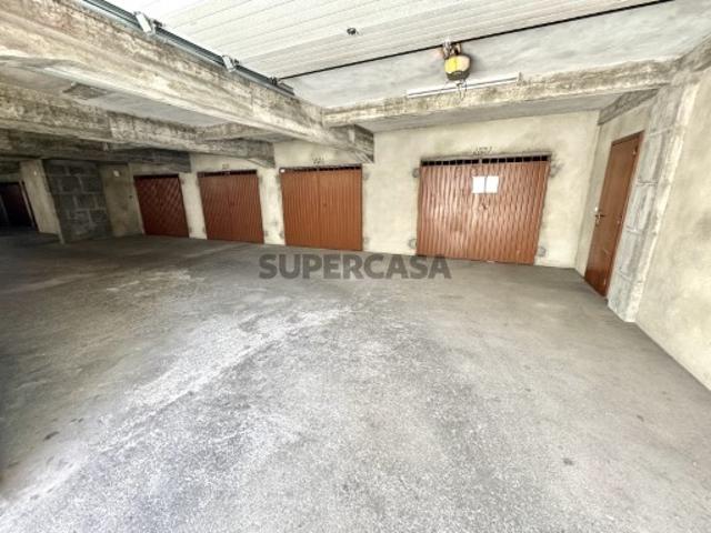 Garagem venda em Leiria