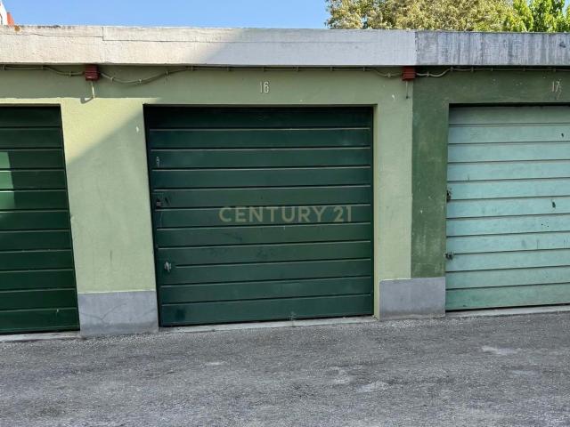 Garagem venda em Baixa Da Banheira, Setúbal