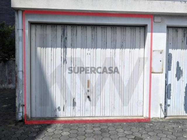 Garagem venda em Aveiro, Cabo Luís