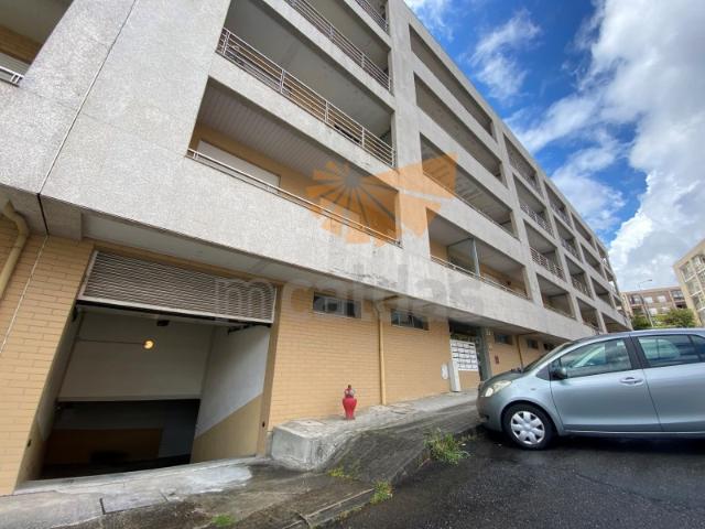Garagem alugar em Braga