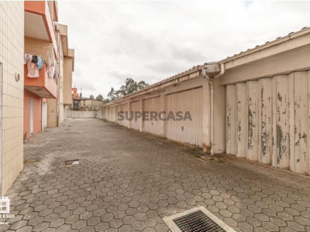 Garagem venda em Gião, Santa Maria Da Feira