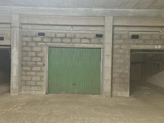 Garagem alugar em Feira Nova, Amares