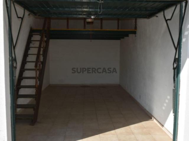 Garagem venda em Benavente, Santarém