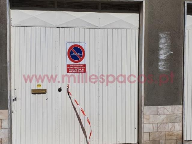 Garagem alugar em Baixa do Montijo, Montijo
