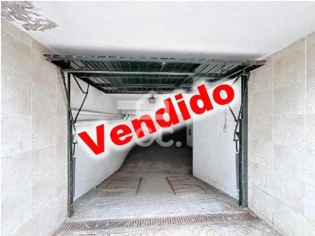 Garagem venda em Caldas Da Rainha, Leiria