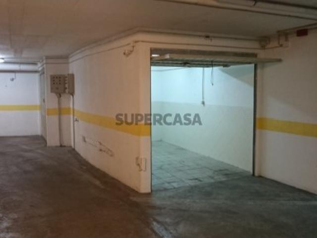 Garagem venda em Setúbal