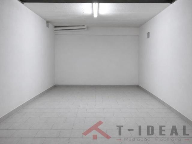 Garagem venda em Lourinhã, Lisboa