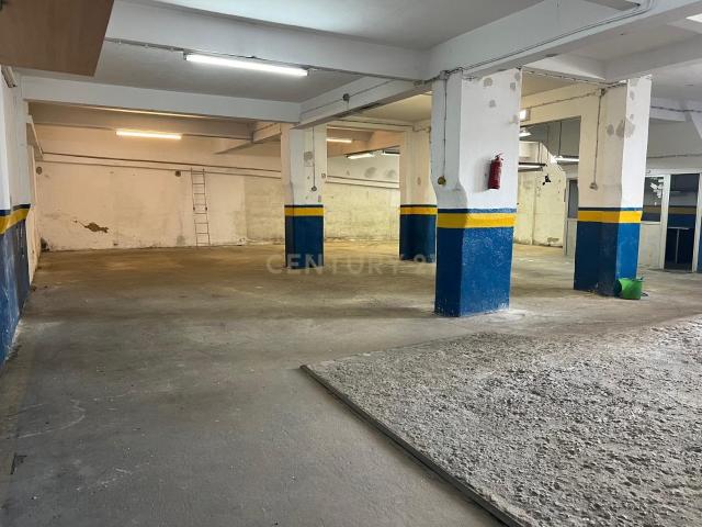 Garagem venda em Serrado, Caparica