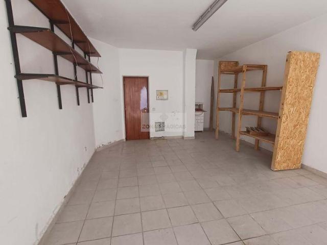 Garagem alugar em Lagos