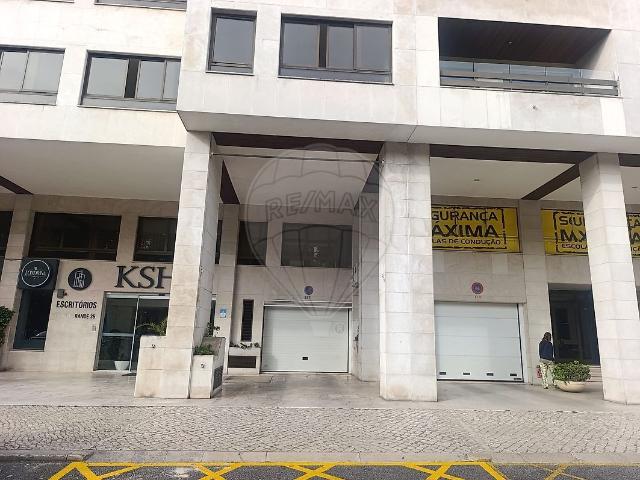 Garagem alugar em Lisboa