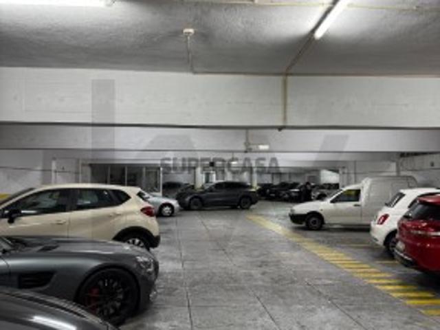 Garagem venda em Porto