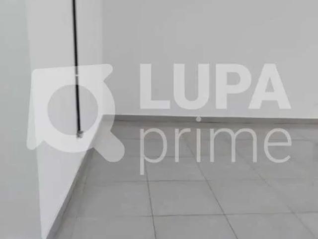 Garagem aluguel em Vila Sá Barbosa, São Paulo