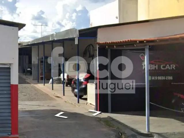 Garagem aluguel em Região Geográfica Imediata de Uberlândia, Oliveira Fortes