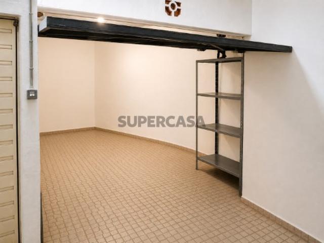 Garagem venda em Portimão, Faro
