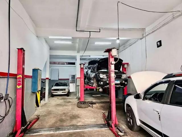Garagem venda em Região Imediata de Bragança Paulista, Atibaia