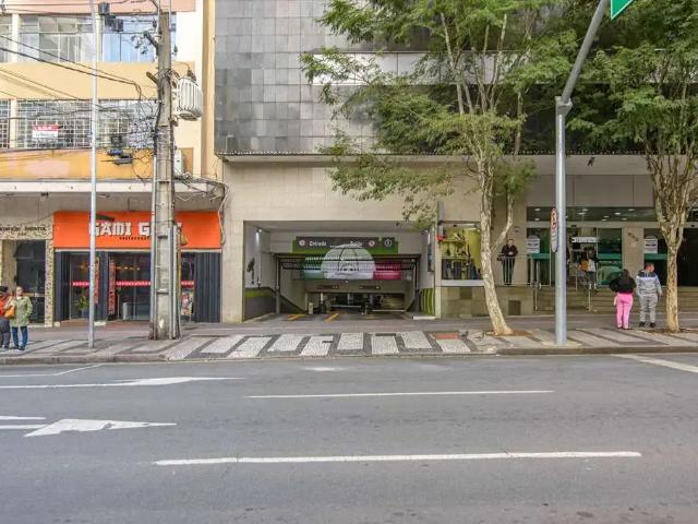 Garagem venda em Região Geográfica Imediata de Curitiba, Região Metropolitana de Curitiba