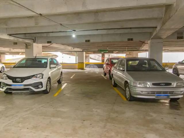 Garagem venda em Região Geográfica Imediata de Curitiba, Região Metropolitana de Curitiba