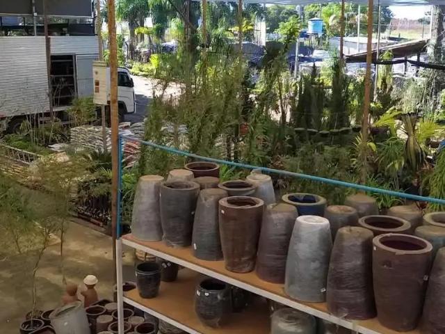 Garagem venda em Holambra