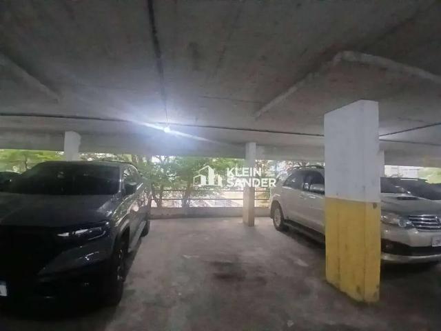 Garagem venda em Região Geográfica Imediata de Nova Friburgo, Nova Friburgo