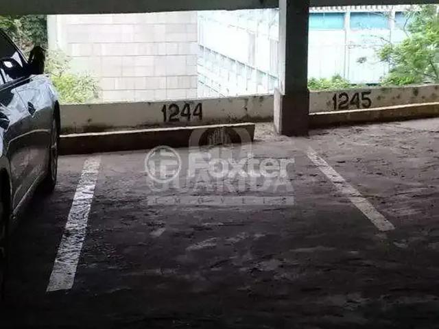 Garagem venda em Região Geográfica Imediata de Porto Alegre, Região Metropolitana de Porto Alegre