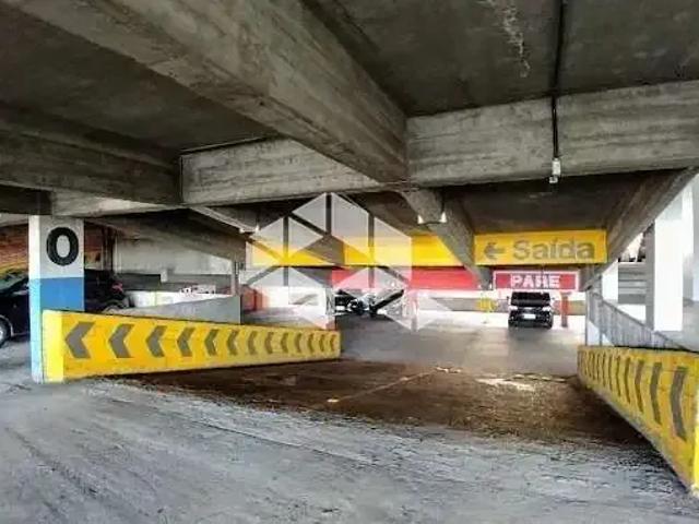 Garagem venda em Região Geográfica Imediata de Porto Alegre, Região Metropolitana de Porto Alegre