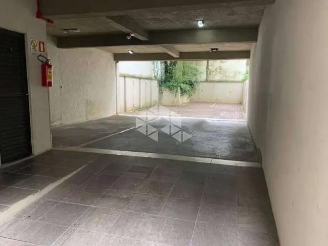 Garagem venda em Região Geográfica Imediata de Porto Alegre, Região Metropolitana de Porto Alegre