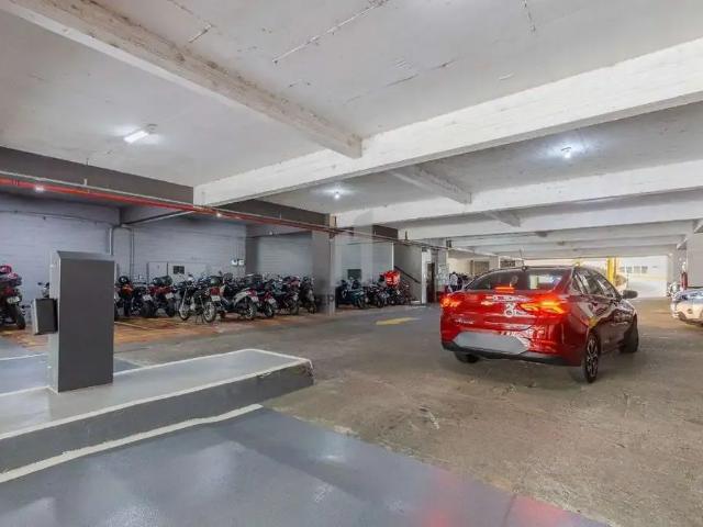 Garagem venda em Região Geográfica Imediata de Porto Alegre, Região Metropolitana de Porto Alegre
