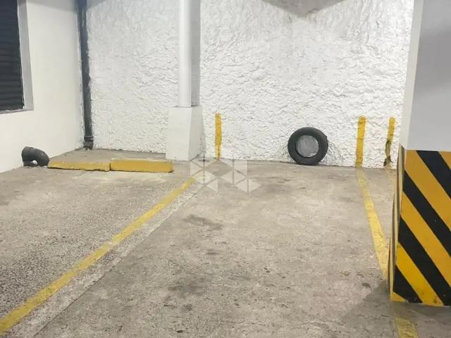Garagem venda em Região Geográfica Imediata de Porto Alegre, Região Metropolitana de Porto Alegre