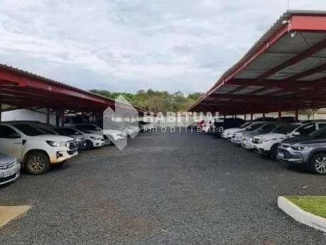 Garagem venda em Uberlândia, Região Geográfica Intermediária de Uberlândia