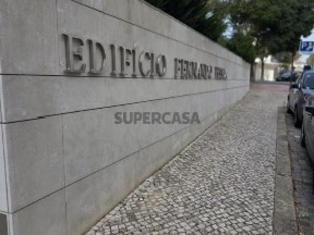 Garagem venda em Parque das Nações, Lisboa