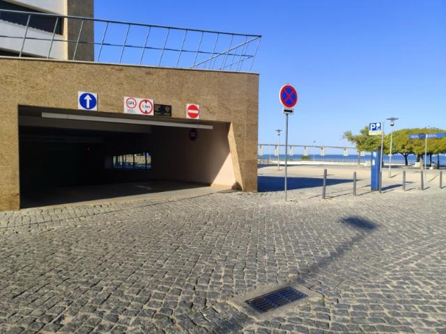 Garagem venda em Parque das Nações, Lisboa